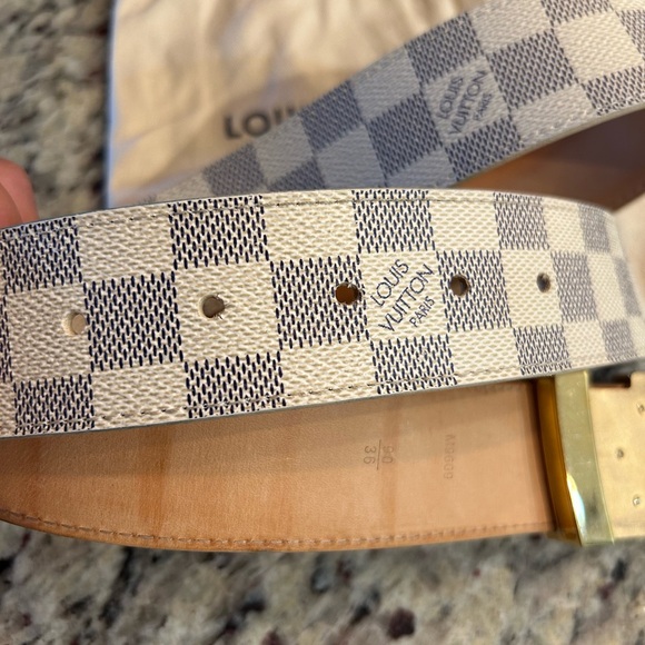 LOUIS VUITTON DAMIER AZUR INITIAL BELT - Picture 10 of 16